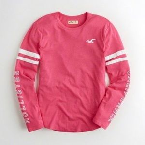 {Soft}Hollister Graphic Sleeve Stripe Logo T-shirt